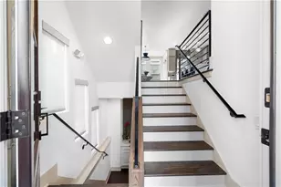 519 Broadview Ln NE, Atlanta, GA 30324 - Photo 8