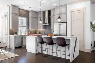 519 Broadview Ln NE, Atlanta, GA 30324 - Photo 10