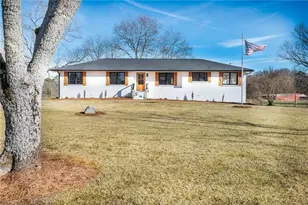 3241 Broadnax Mill Rd, Loganville, GA 30052 - Photo 2