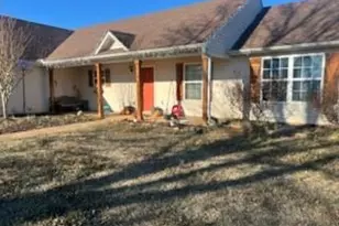 416 Corbin Ct, Statham, GA 30666 - Photo 1