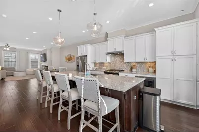 7012 Seneca Court, Roswell, GA 30076 - Photo 6