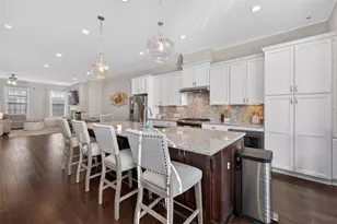 7012 Seneca Ct, Roswell, GA 30076 - Photo 6