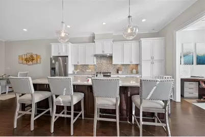 7012 Seneca Court, Roswell, GA 30076 - Photo 10