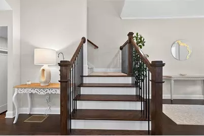 7012 Seneca Court, Roswell, GA 30076 - Photo 12