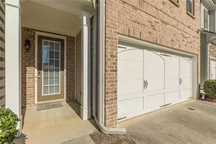 5547 Radford Loop, Fairburn, GA 30213 - Photo 2