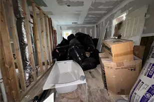 2005 Arlington Cir NW, Atlanta, GA 30318 - Photo 4