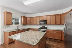 1107 Forest Creek Dr, Canton, GA 30115 - Photo 12