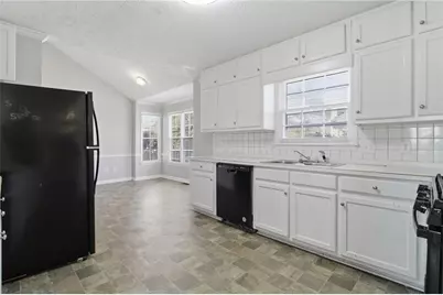 2341 Waterford Lane, Snellville, GA 30078 - Photo 12