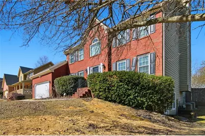 2341 Waterford Lane, Snellville, GA 30078 - Photo 2