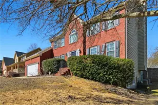 2341 Waterford Ln, Snellville, GA 30078 - Photo 2