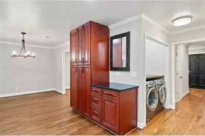 102 Defoors Mill Drive NW, Atlanta, GA 30318 - Photo 12