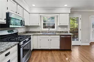 102 Defoors Mill Dr NW, Atlanta, GA 30318 - Photo 4