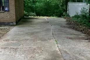 8265 Attleboro Dr, Jonesboro, GA 30238 - Photo 6