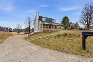 740 Calloway Dr, Rockmart, GA 30153 - Photo 8