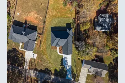 3715 Cameron Circle, Gainesville, GA 30506 - Photo 8