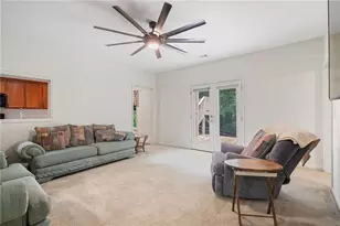 4915 Lazy Creek Ct, Cumming, GA 30028 - Photo 32