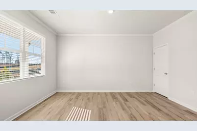 88 King Village, Braselton, GA 30517 - Photo 4