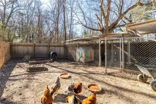 266 Wadley St NW, Atlanta, GA 30314 - Photo 54