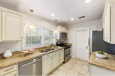 2524 SE Tilson Drive SE, Atlanta, GA 30317 - Photo 12