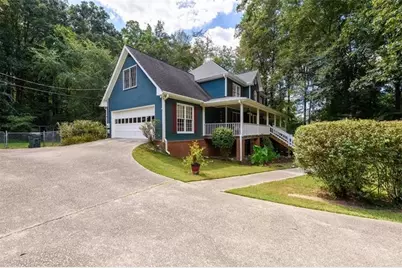 1746 Malachi Court, Loganville, GA 30052 - Photo 2