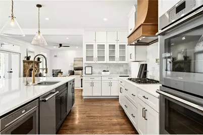 111 Cherry Hill Drive, Marietta, GA 30067 - Photo 8