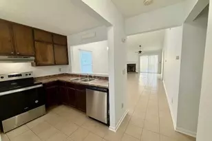 5390 Cherry Wood Dr, Stone Mountain, GA 30083 - Photo 4