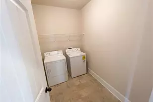 7370 Parkland Bend, Fairburn, GA 30213 - Photo 10