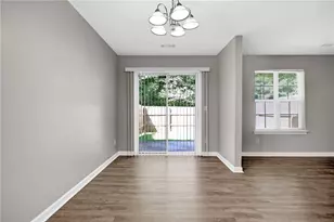 6320 Hickory Ln Cir, Union City, GA 30291 - Photo 6