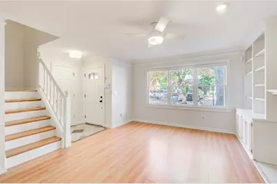 879 Lenox Oaks Circle NE, Atlanta, GA 30324 - Photo 4