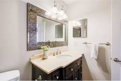 879 Lenox Oaks Circle NE, Atlanta, GA 30324 - Photo 20