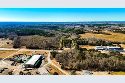 1013 Veterans Parkway, Barnesville, GA 30204 - Photo 4