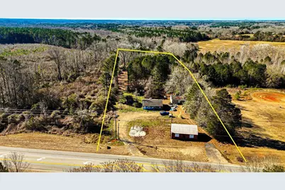 1013 Veterans Parkway, Barnesville, GA 30204 - Photo 6