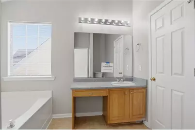 9553 Lakeview Circle, Union City, GA 30291 - Photo 24