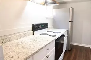 3091 Colonial Way, Chamblee, GA 30341 - Photo 2