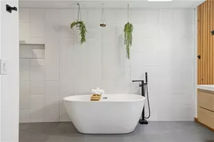 4256 Loch Highland Pkwy NE, Roswell, GA 30075 - Photo 20