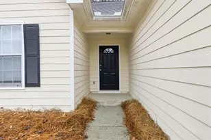 755 Allens Landing Dr, Lawrenceville, GA 30045 - Photo 4