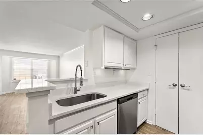 3086 Chastain Park Court NE, Atlanta, GA 30342 - Photo 10