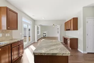 7366 Poppy Way, Union City, GA 30291 - Photo 14