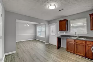 4390 Rock Valley Dr, Forest Park, GA 30297 - Photo 12