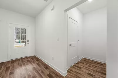 526 Lillian Way, Statham, GA 30666 - Photo 4