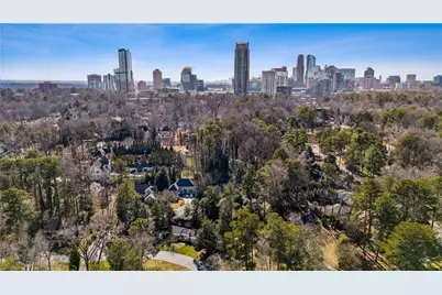 859 Stovall Boulevard NE, Atlanta, GA 30342 - Photo 56