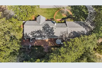 859 Stovall Boulevard NE, Atlanta, GA 30342 - Photo 44