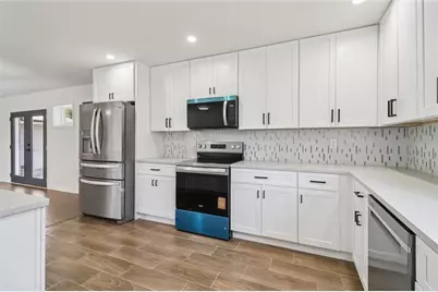 2219 Lisa Drive SE, Marietta, GA 30067 - Photo 8