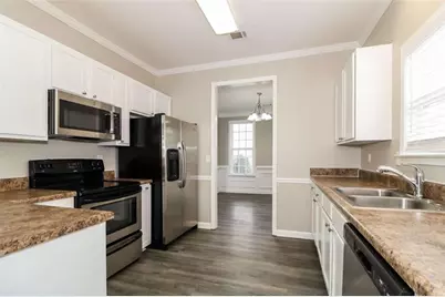 2312 Temple View Drive, Snellville, GA 30078 - Photo 10