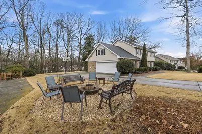5147 Meadowlake Drive, Dunwoody, GA 30338 - Photo 22