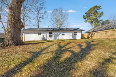 1340 Vine Street NE, Gainesville, GA 30501 - Photo 28