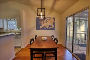 181 Colemans Bluff Dr, Woodstock, GA 30188 - Photo 8