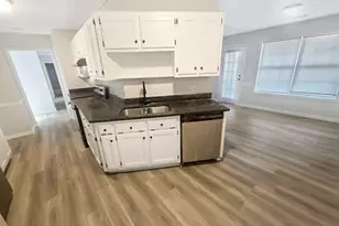 800 Mills Dr, Covington, GA 30016 - Photo 4