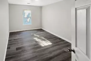 800 Mills Dr, Covington, GA 30016 - Photo 8