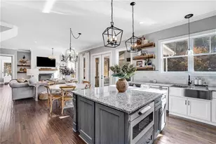 9245 Brumbelow Rd, Alpharetta, GA 30022 - Photo 14